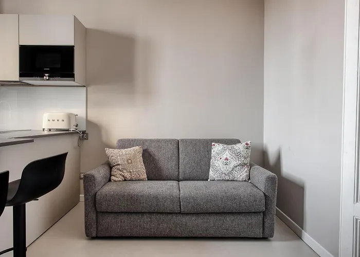 Navigli, 90 Square Meters, Free Parking Ripa Ticinese Mediolan