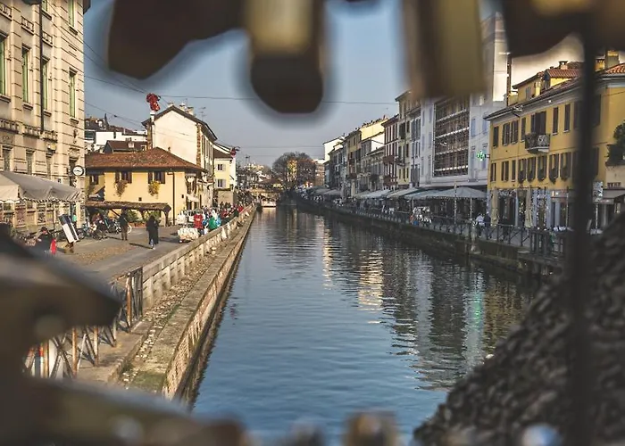 Wownavigli Apartment-sofa Bed Metro M4 Tram 2 *