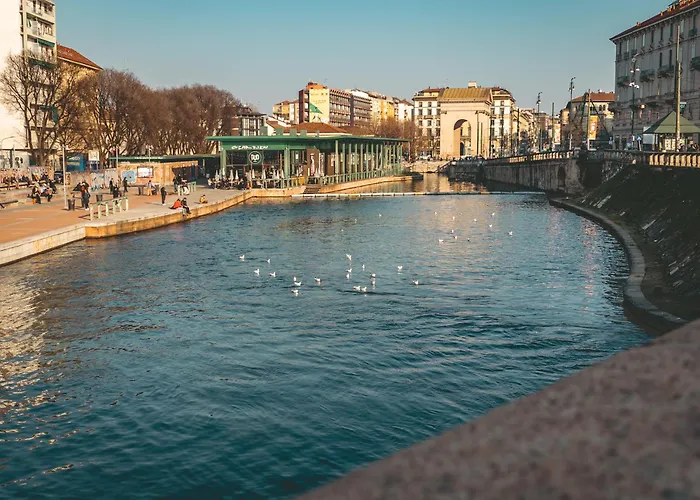 Wownavigli Apartment-sofa Bed Metro M4 Tram 2 *