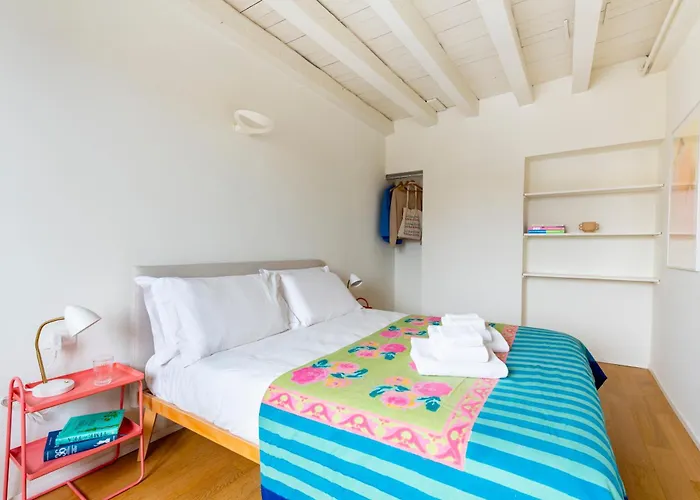 Large & Comfy - A Few Steps From The Duomo Milano