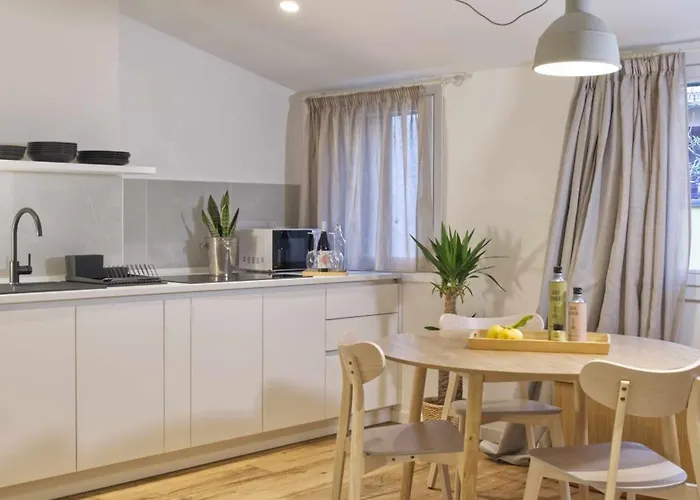 Ξενοδοχείο με διαμερίσματα Agave In 3*