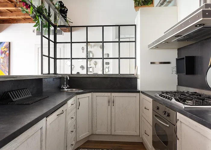 Brera - Castello - Ampio Bilocale Centro * Milaan