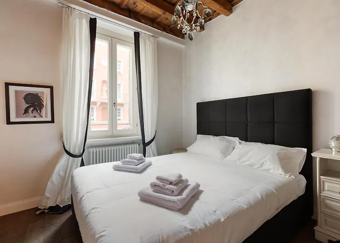 Brera - Castello - Ampio Bilocale Centro *