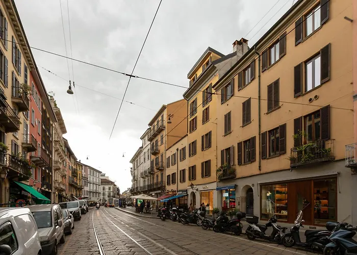 Brera - Castello - Ampio Bilocale Centro * Milaan