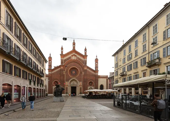 Brera - Castello - Ampio Bilocale Centro アパート