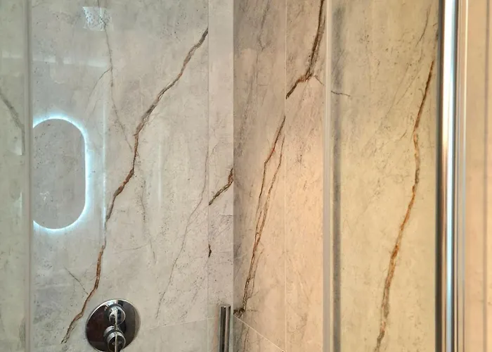 Luxury - Arnaboldi 4 Daire *