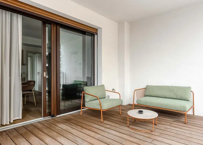 Limehome Park Towers