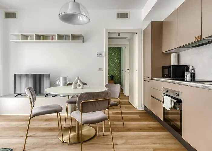 Апартаменты Limehome Park Towers