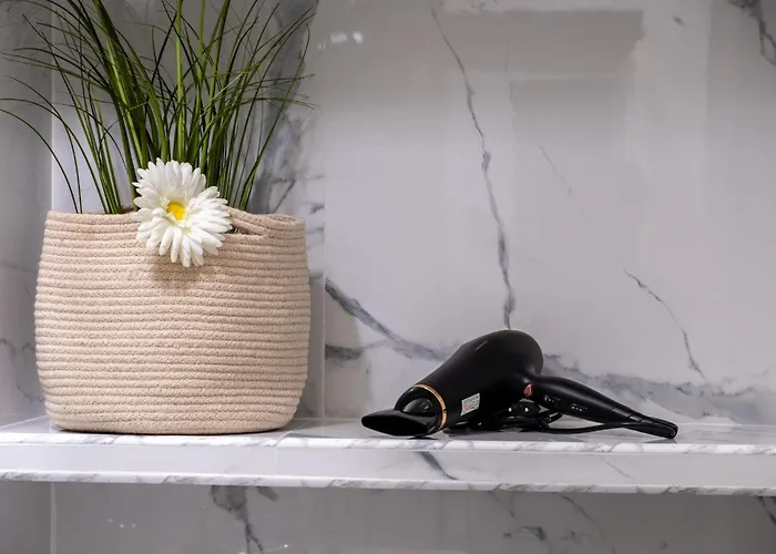 Duomo 2 - Wi-fi & Ac Free アパート *