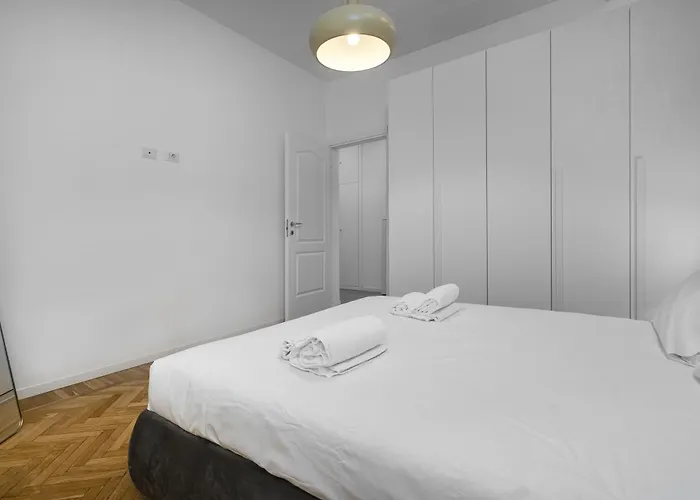 Ray 1 San Siro Apartmán