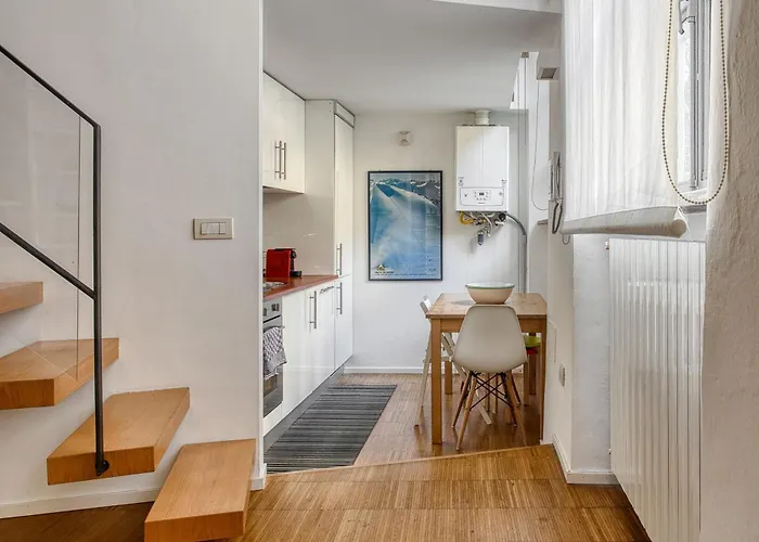 Just Urban - Stunning Loft In Porta Romana - 4 Min To Duomo M3 Διαμέρισμα
