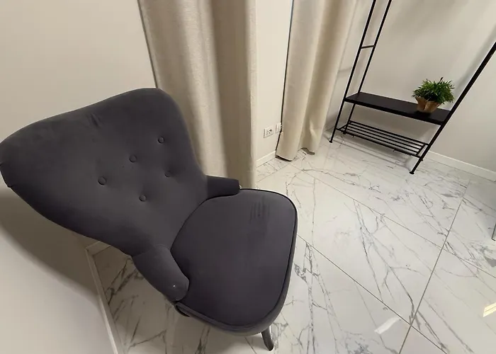 Sunny Design Penthouse 2br 2ba 8 Min To Duomo Apartament