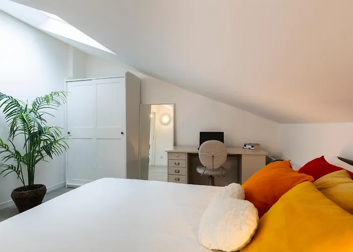 아파트 Bright Attic M4 - 2 Bedrooms 밀라노