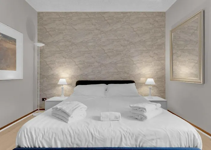 The House Of Via Muratori 11 *