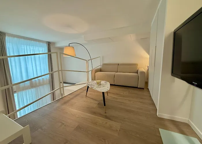 Maya Atelier * 米兰