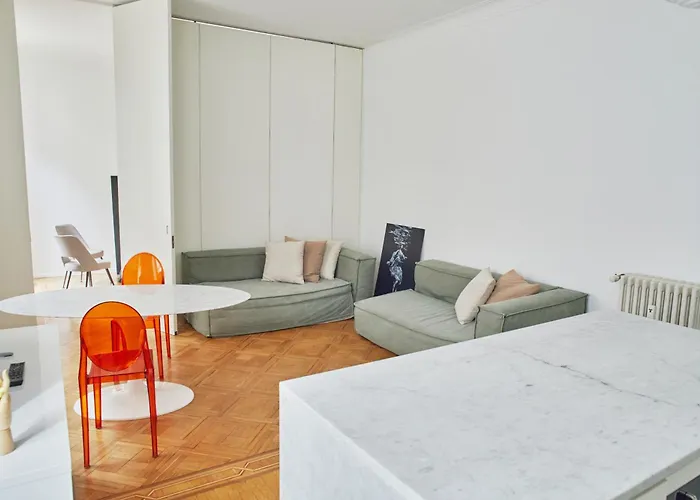 Design - Zona Bocconi Apartman *