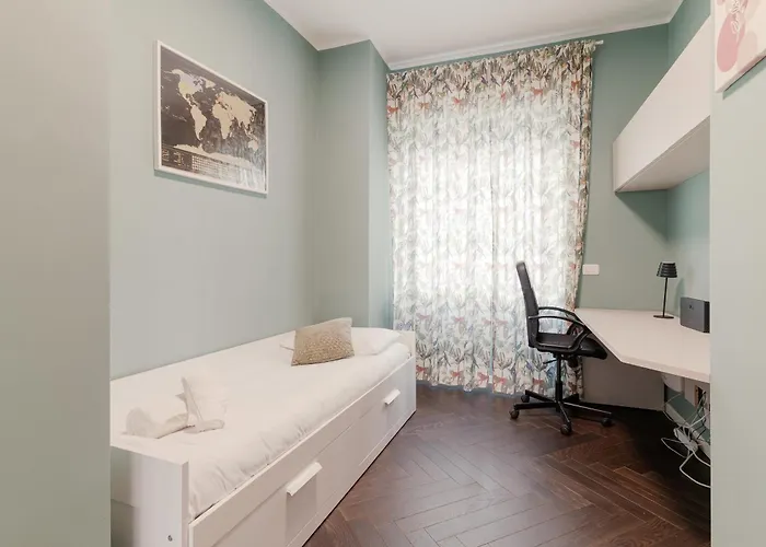 Cadorna - Rasori - Ampio Trilocale Di Design *