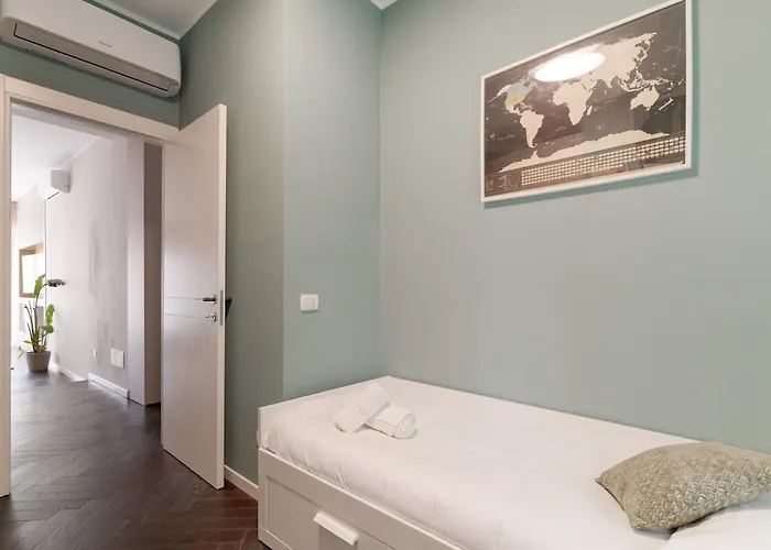 Cadorna - Rasori - Ampio Trilocale Di Design *