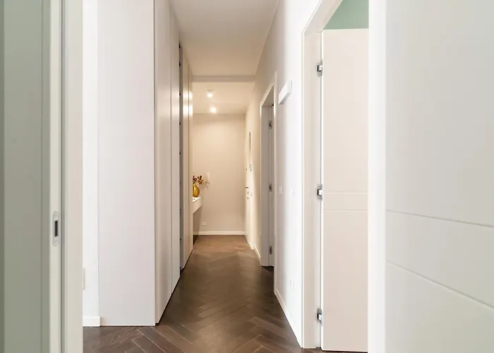 Cadorna - Rasori - Ampio Trilocale Di Design