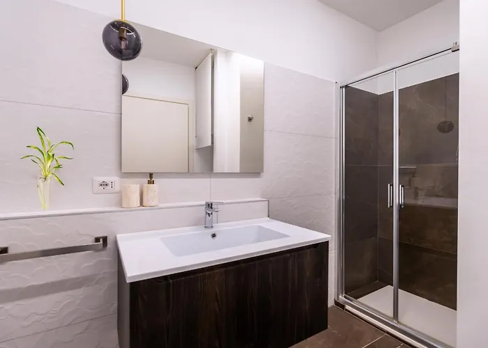 Duomo-corso - Elegante - Metro M5 Ad 1 Min דירה