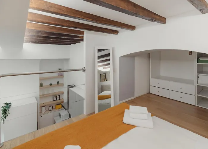 Gohost - Lovely Loft In The Heart Of