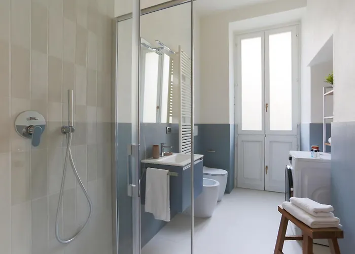 The Rent - Spacious Three-bedroom In The Heart Of Appartamento *