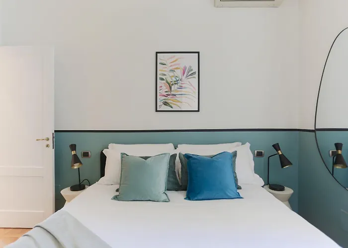 The Rent - Spacious Three-bedroom In The Heart Of Appartamento