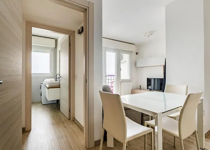 Apartment Brand New 1 Bedroom In Navigli Area Mailand