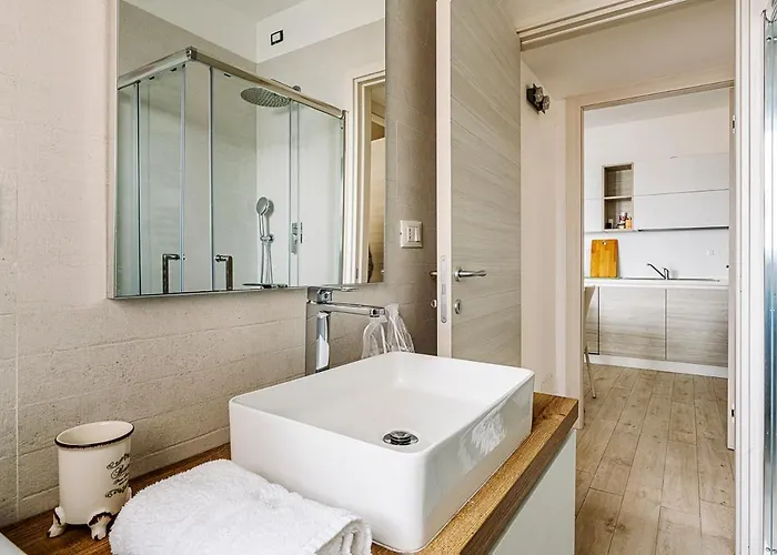 Apartment Brand New 1 Bedroom In Navigli Area