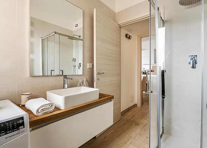 Brand New 1 Bedroom In Navigli Area Mailand