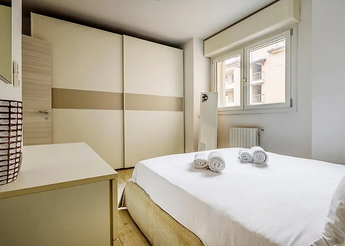 Brand New 1 Bedroom In Navigli Area * Milán