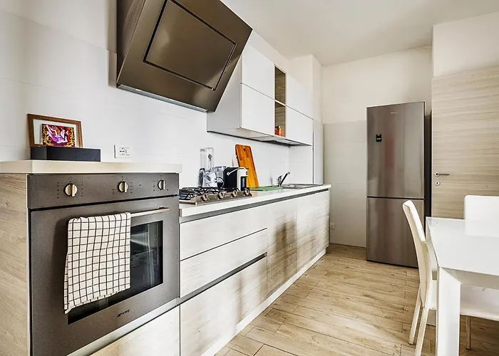 Brand New 1 Bedroom In Navigli Area * Milán