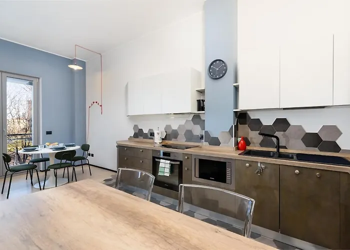 Urban Retreat 45 アパート