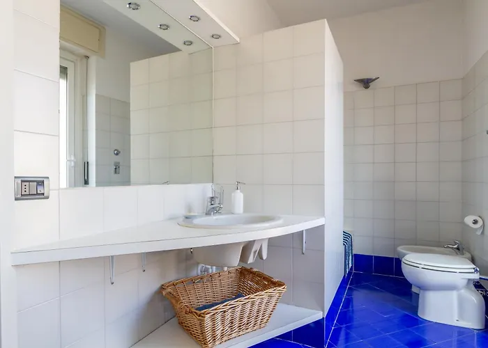 Attico Con Terrazzo Navigli Bocconi - Navigliapartments 아파트 *