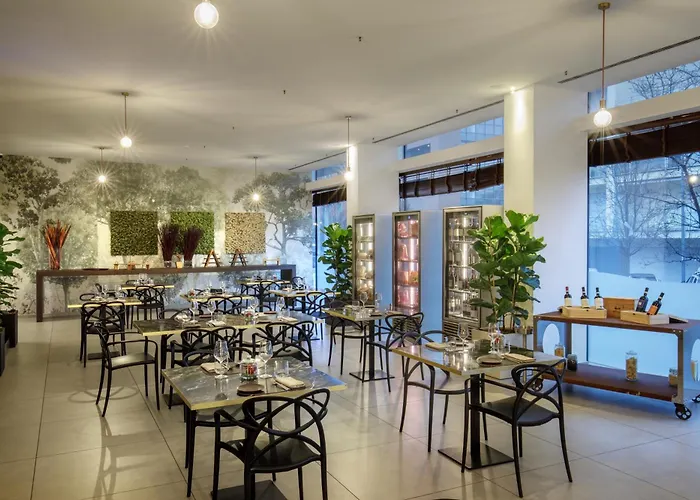 Doubletree By Hilton מלון 4*