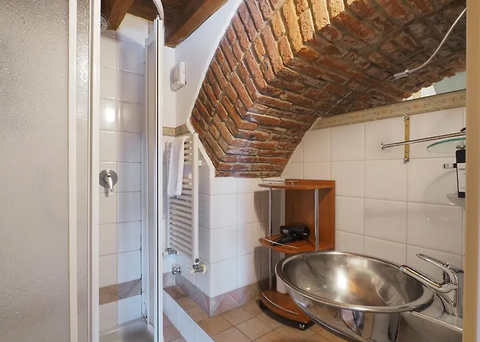 Unique Duomo Luxury Apartment Mailand