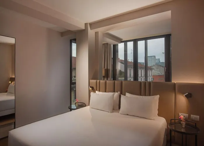 Hotel Nh Corso Buenos Aires 4*