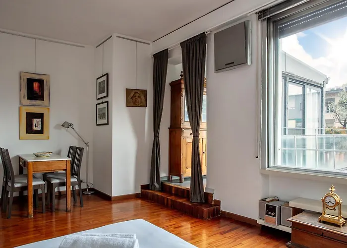 Dehomes - Porta Nuova Business Apartmán