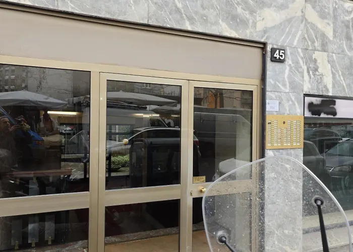 Center Navigli Renewed With Ac, Wifi 800mbits, Metro Link To Airport And Station Apartmán *