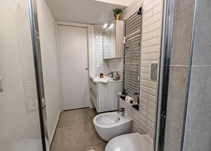 Jonathan 2 Citta Studi Porta Venezia ミラノ