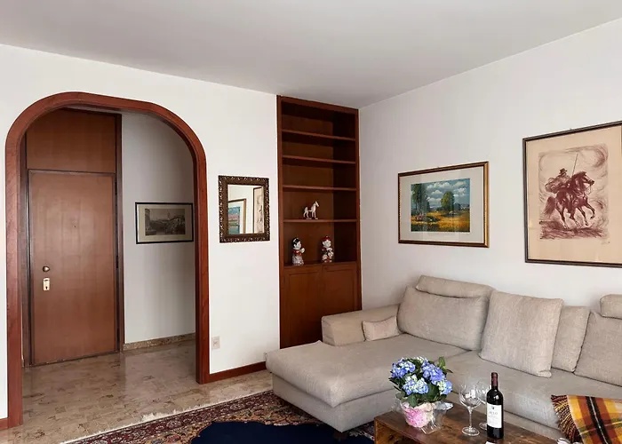 Casa Kolbe 8 , Centro M4 * Milánó