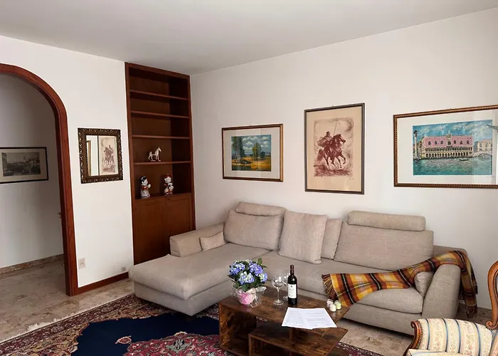 Casa Kolbe 8 , Centro M4 * Milánó