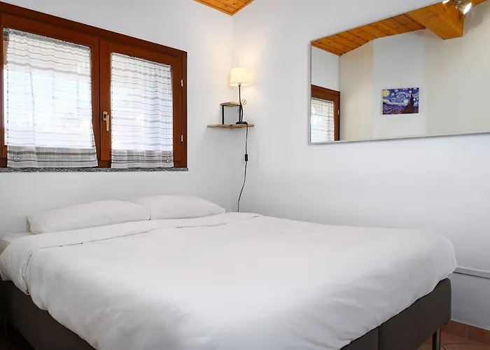 Modern Near Station Apartamento Milão