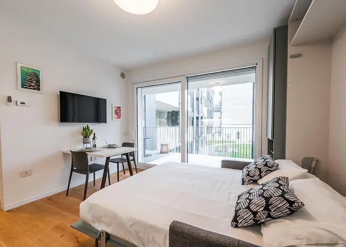 公寓 Navigli Cozy Design With Balcony *