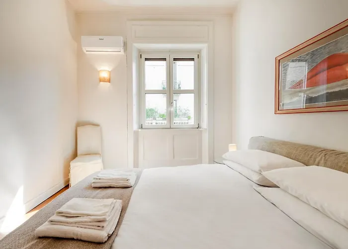 Trilocale Corso Plebisciti - Dateo Milán