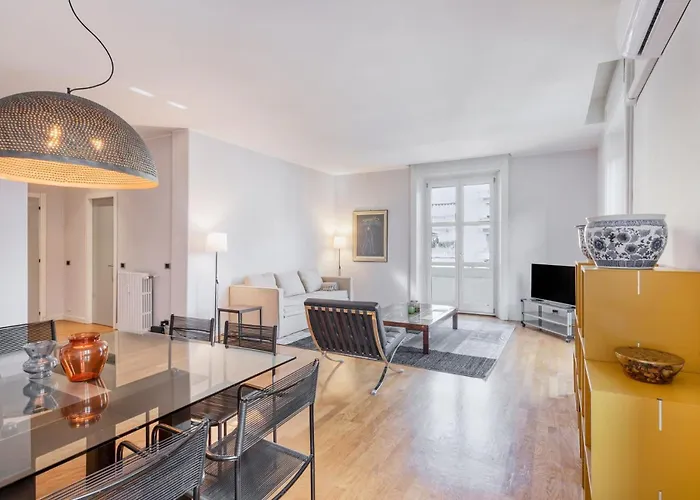 Apartamento Trilocale Corso Plebisciti - Dateo *