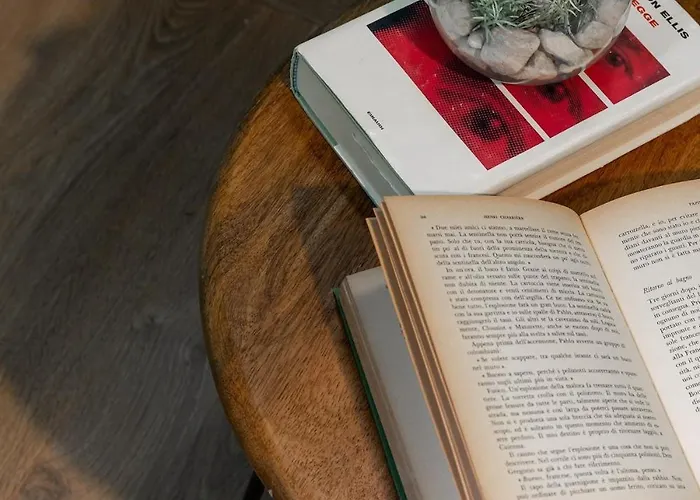 Apartament Bilocale Moderno Isola-garibaldi, 4 Posti, Wifi Veloce, Metro A 2 Minuti