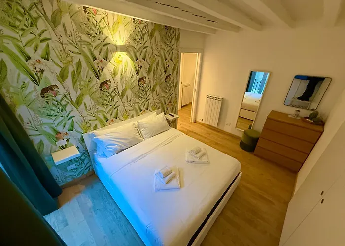 La Milanese - Piazza 5 Giornate Apartmán *