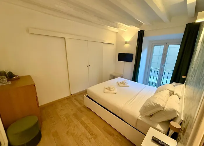 La Milanese - Piazza 5 Giornate * Milán