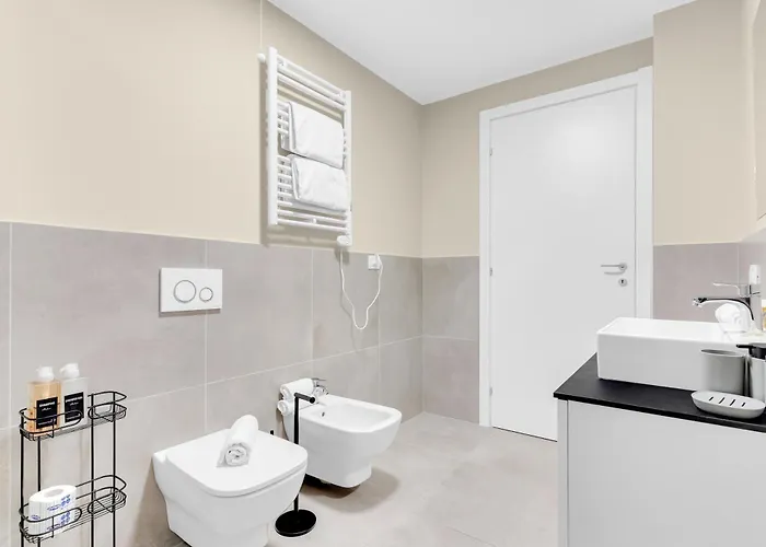 Living With Terrace & Garage By Ndp Rent *